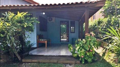 Cabin in pink centrinho with air and with shared swimming pool