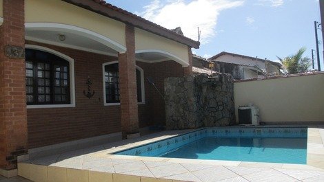 Casa para alugar em Peruíbe - Jardim Star