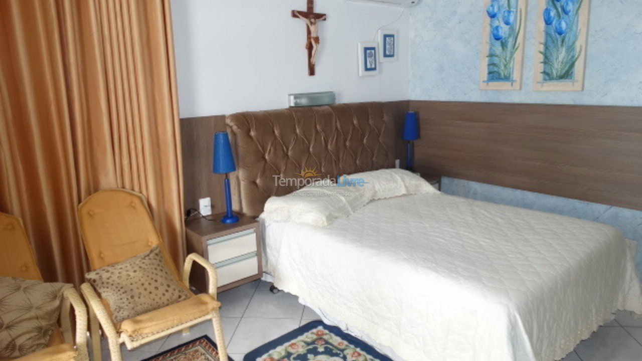 Apartment for vacation rental in Itapema (Centro)