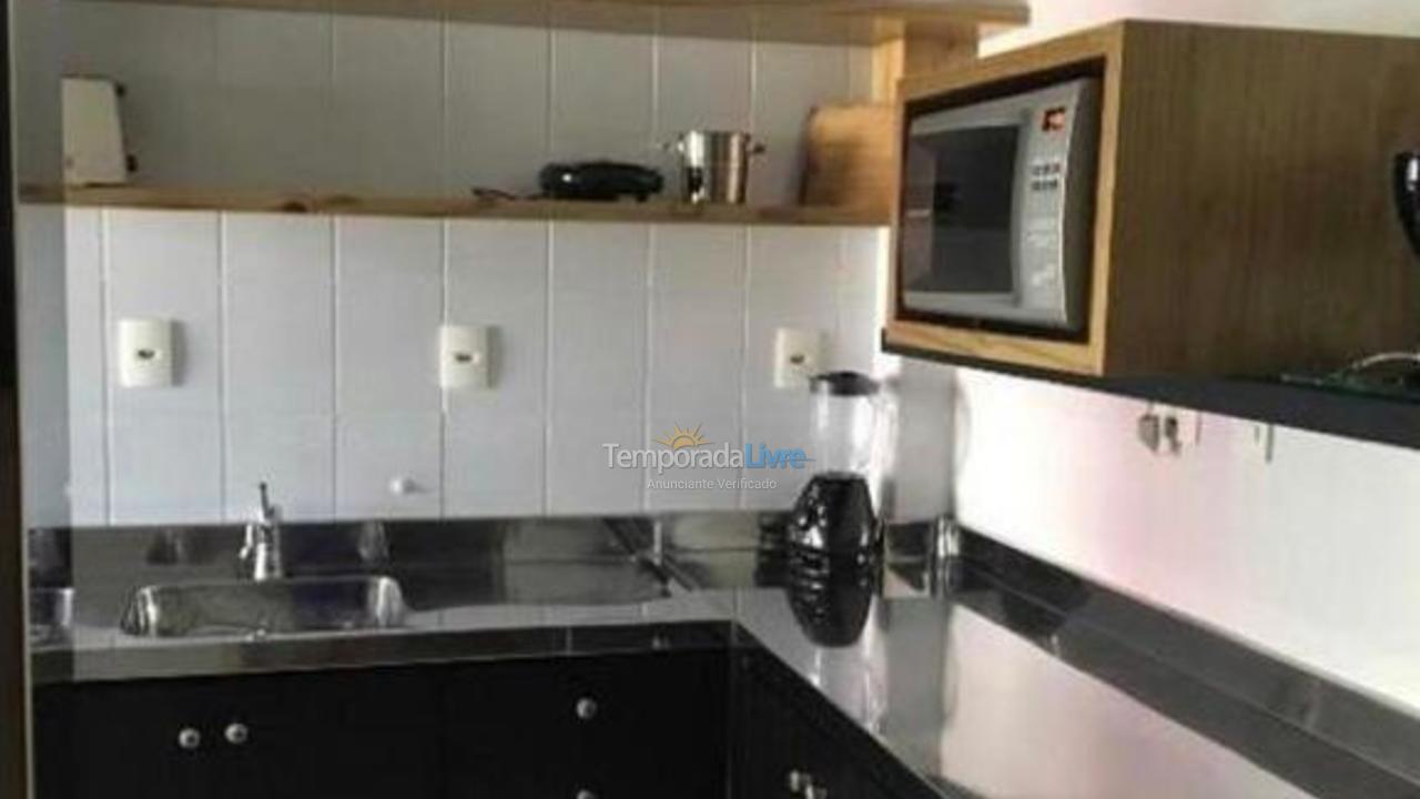 Apartamento para aluguel de temporada em Balneário Camboriú (Praia Central)