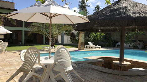 Porto de Galinhas House, 8 suites, swimming pool, barbecue, pool table, table tennis, garage for up to 10 cars. beach view