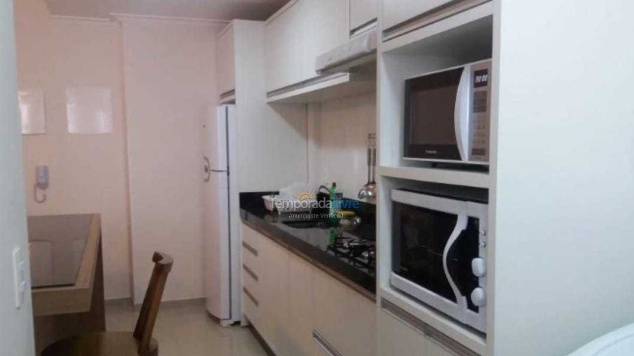 Apartamento para alquiler de vacaciones em Bombinhas (Praia de Bombas)