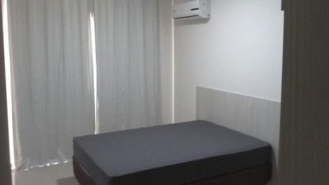 Apartamento 103 Elisa p/ 5 pessoas em Bombinhas, SC