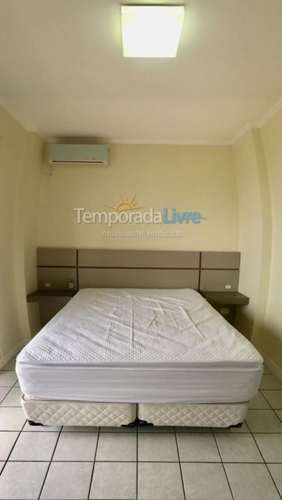 Apartamento para alquiler de vacaciones em Itapema (Meia Praia)