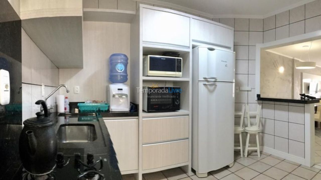 Apartamento para alquiler de vacaciones em Itapema (Meia Praia)