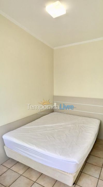 Apartamento para alquiler de vacaciones em Itapema (Meia Praia)