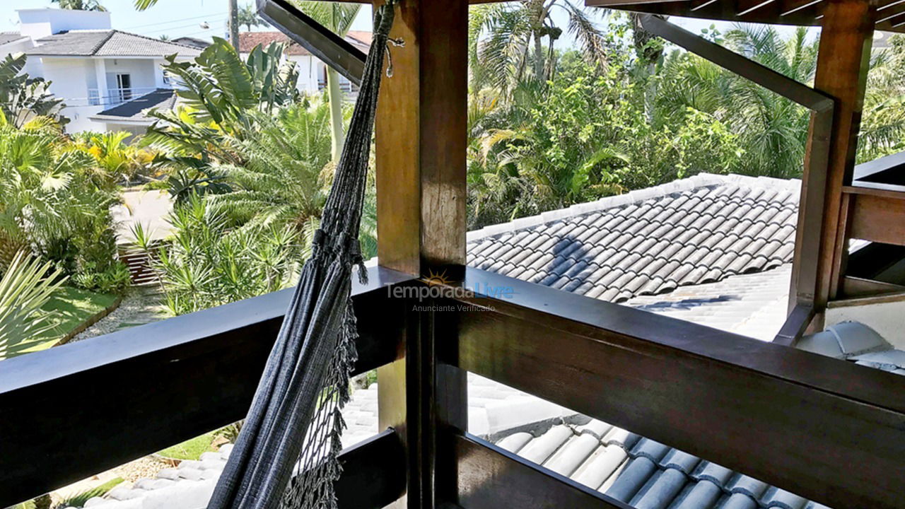 Casa para aluguel de temporada em Bertioga (Praia de Guaratuba)