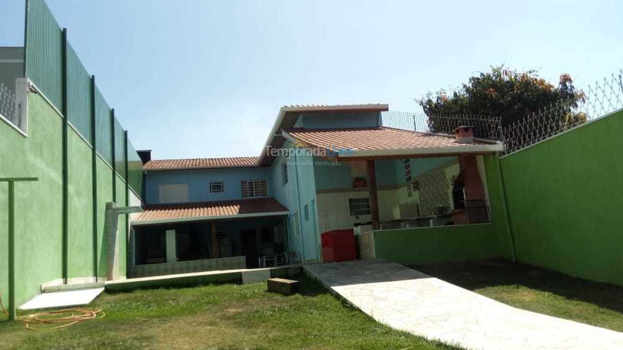 Casa para aluguel de temporada em Atibaia (Jardim Colonial 1 Imóvel)