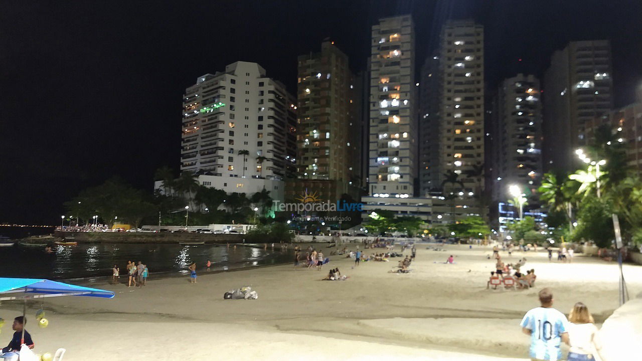 Apartment for vacation rental in Guarujá (Astúrias)