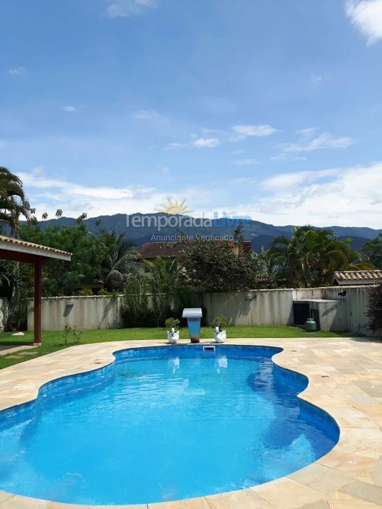 Casa para alquiler de vacaciones em Caraguatatuba (Praia da Mococa)