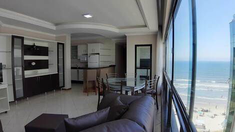 The Sea Side apartment Meia Praia Itapema SC