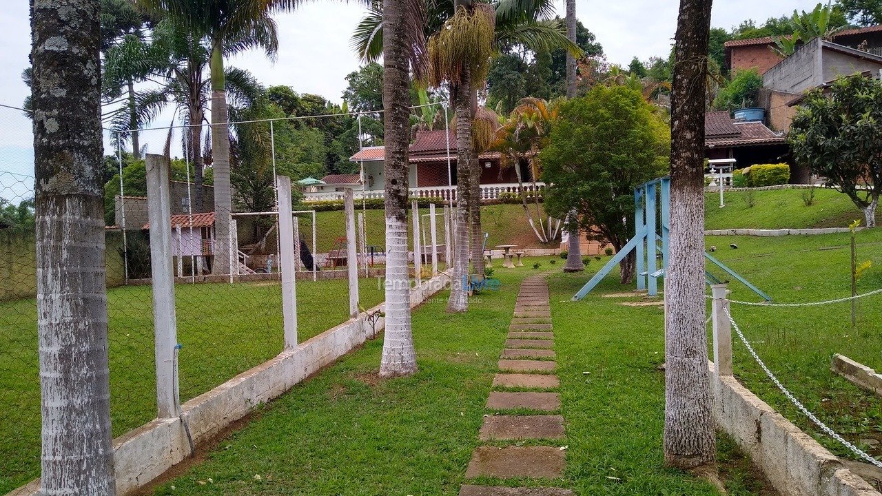 Chácara / sítio para aluguel de temporada em Poços de Caldas (Morada dos Passaros)