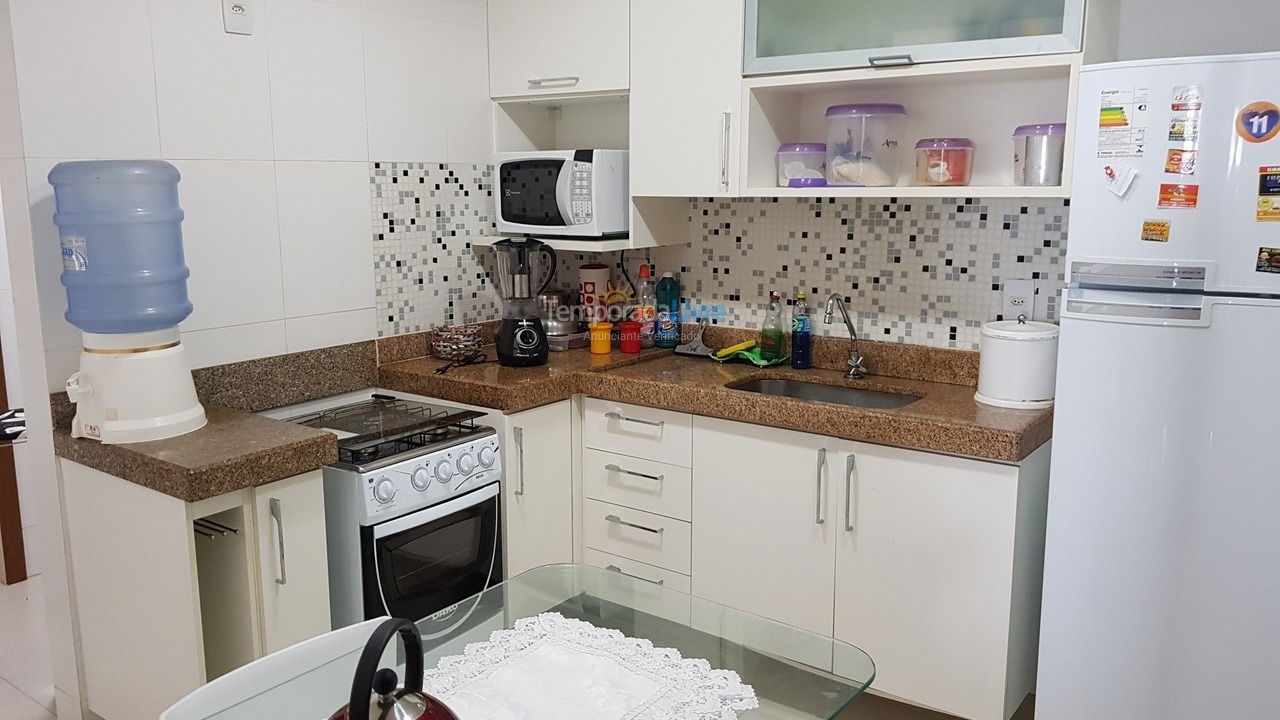 Apartamento para aluguel de temporada em Guarapari (Praia do Morro)