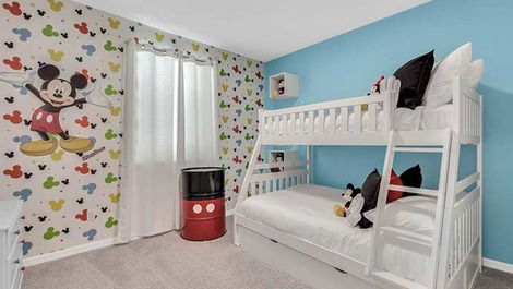 Beautiful House with Themed Room in Kissimmee