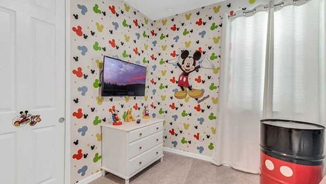 Beautiful House with Themed Room in Kissimmee