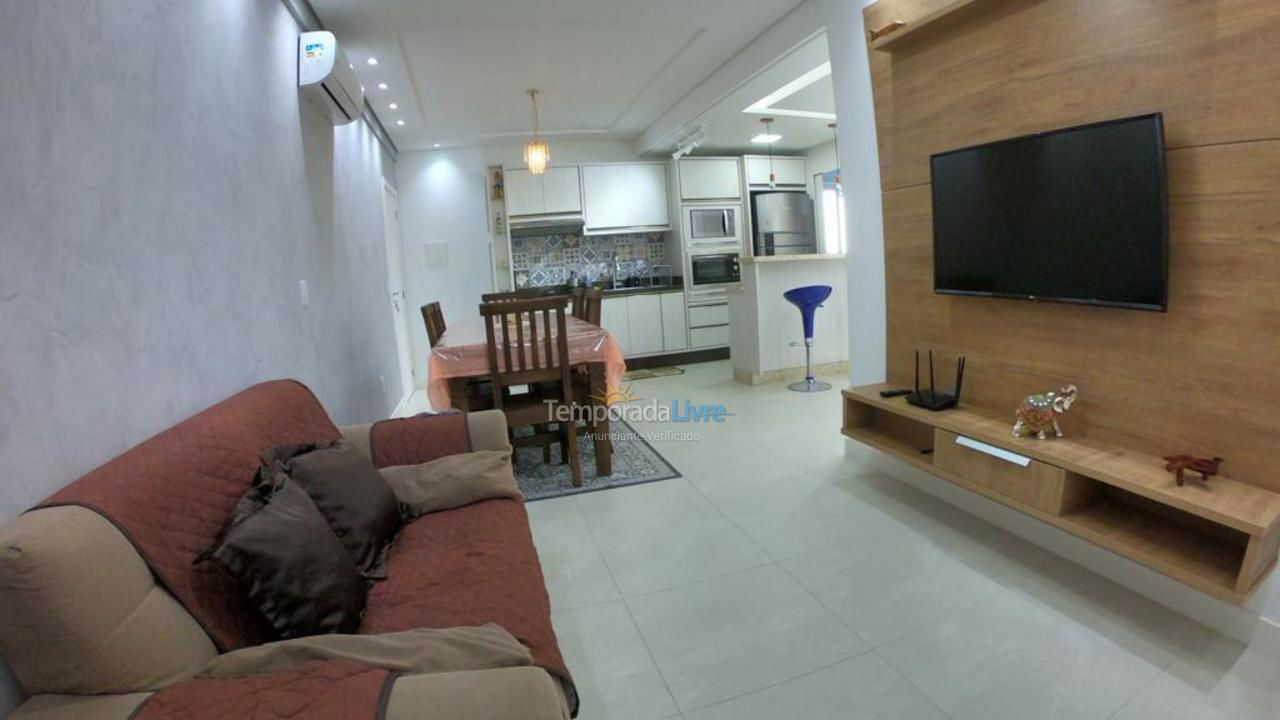 Apartment for vacation rental in Governador Celso Ramos (Praia de Palmas)