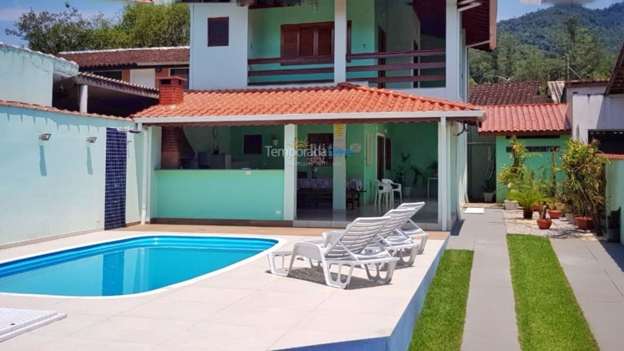 Casa para alquiler de vacaciones em Ubatuba (Maranduba)