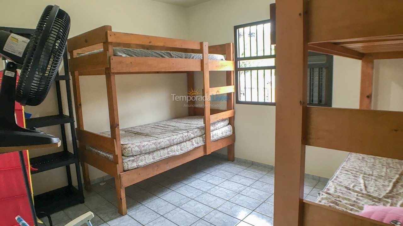 Apartamento para alquiler de vacaciones em Matinhos (Caiobá)