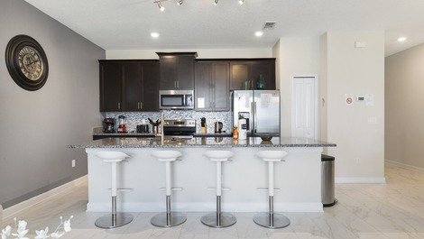 Bela Casa em Condomínio Fechado - Cozinha Completa