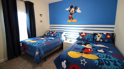 Gran casa en comunidad cerrada para vacaciones de Disney