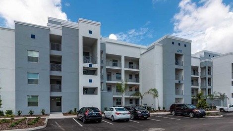 Apartamento em Condomínio Fechado Próximo aos Parques de Orlando