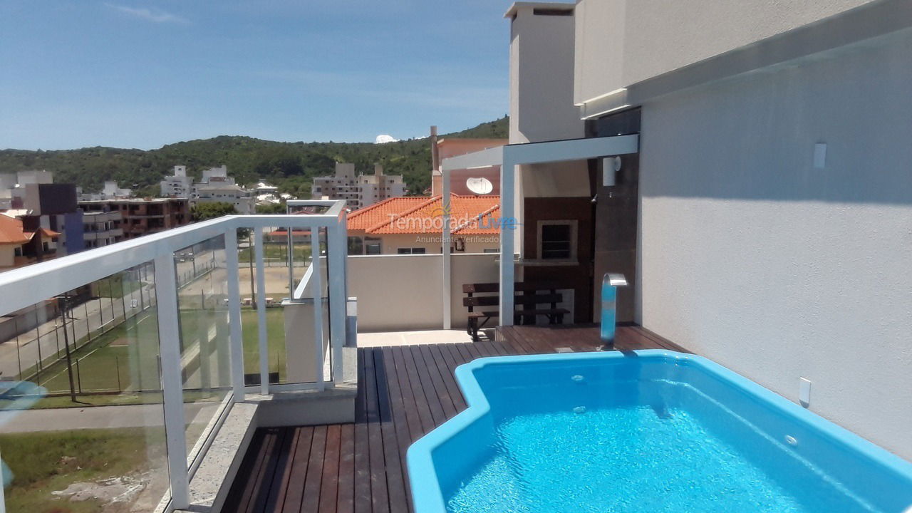 Apartamento para alquiler de vacaciones em Governador Celso Ramos (Praia de Palmas)