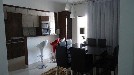 BEAUTIFUL APARTMENT OF 3 BEDROOMS, BEING A SUITE. NEAR THE RUSSI SHOOPING.