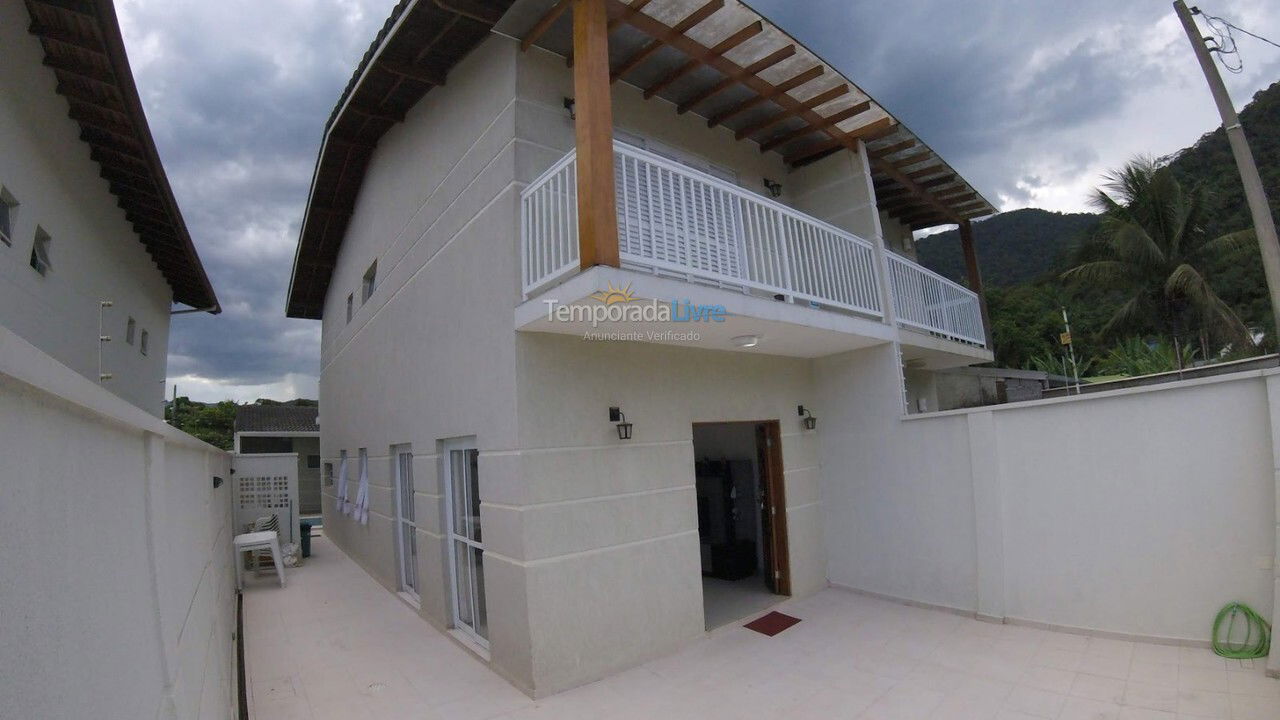 House for vacation rental in Ubatuba (Praia do Lázaro)