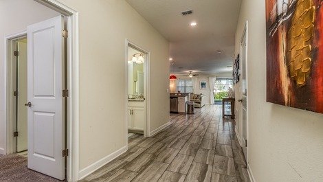 Spacious Home Sleeps Up To 22 Guests in Orlando