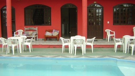 Cód.C003, Casa 56 personas, 10/4, piscina, barbacoa, Taperapuan.