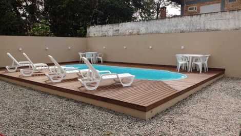 OTIMA HOUSE WITH SWIMMING POOL COST BENEFIT IN THE BEACH OF MARISCAL BOMBINHAS