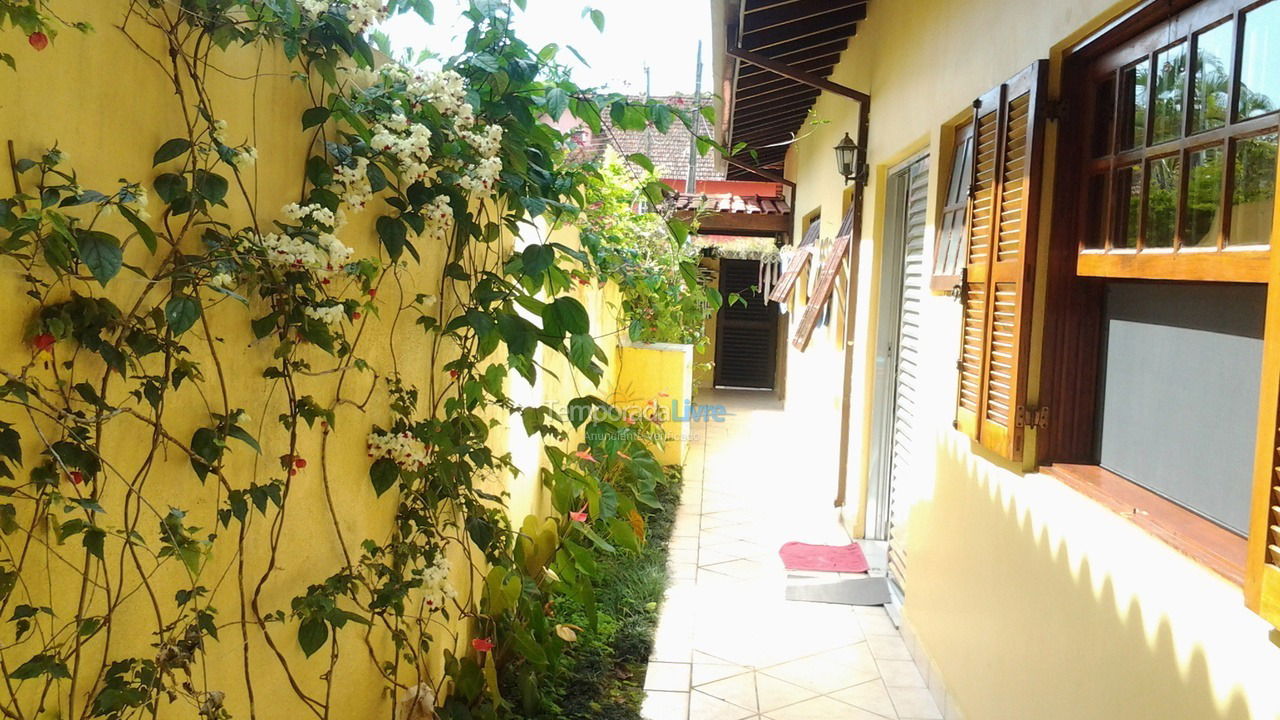 Casa para aluguel de temporada em Bertioga (Riviera de São Lourenço)