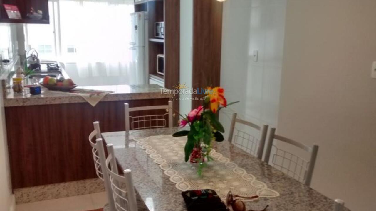 Apartamento para alquiler de vacaciones em Itapema (Meia Praia)