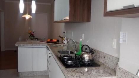 Apt 02 Habitaciones, para 6 personas, cerca de la PLAYA Itapema/SC