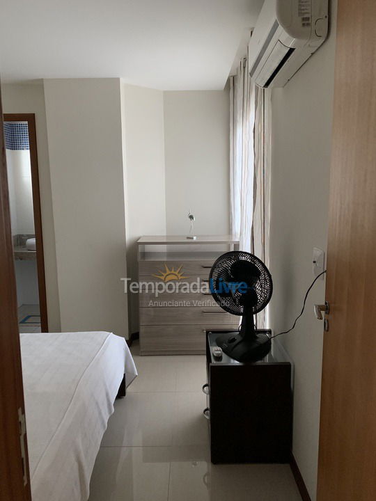 Apartamento para aluguel de temporada em Guarapari (Praia das Castanheiras)