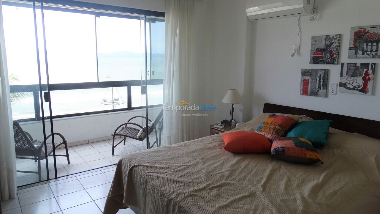 Apartment for vacation rental in Itapema (Centro)