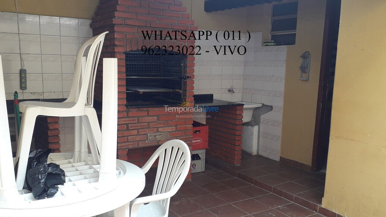 House for vacation rental in Praia Grande (Praia do Caiçara)