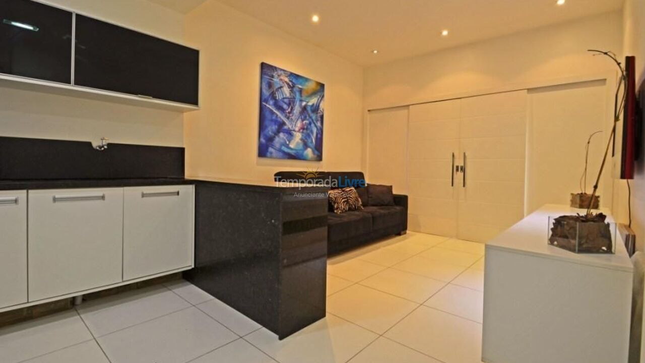 Apartamento para aluguel de temporada em Rio de Janeiro (Copacabana)