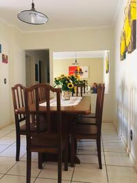 Excelente Apartamento Meia Praia