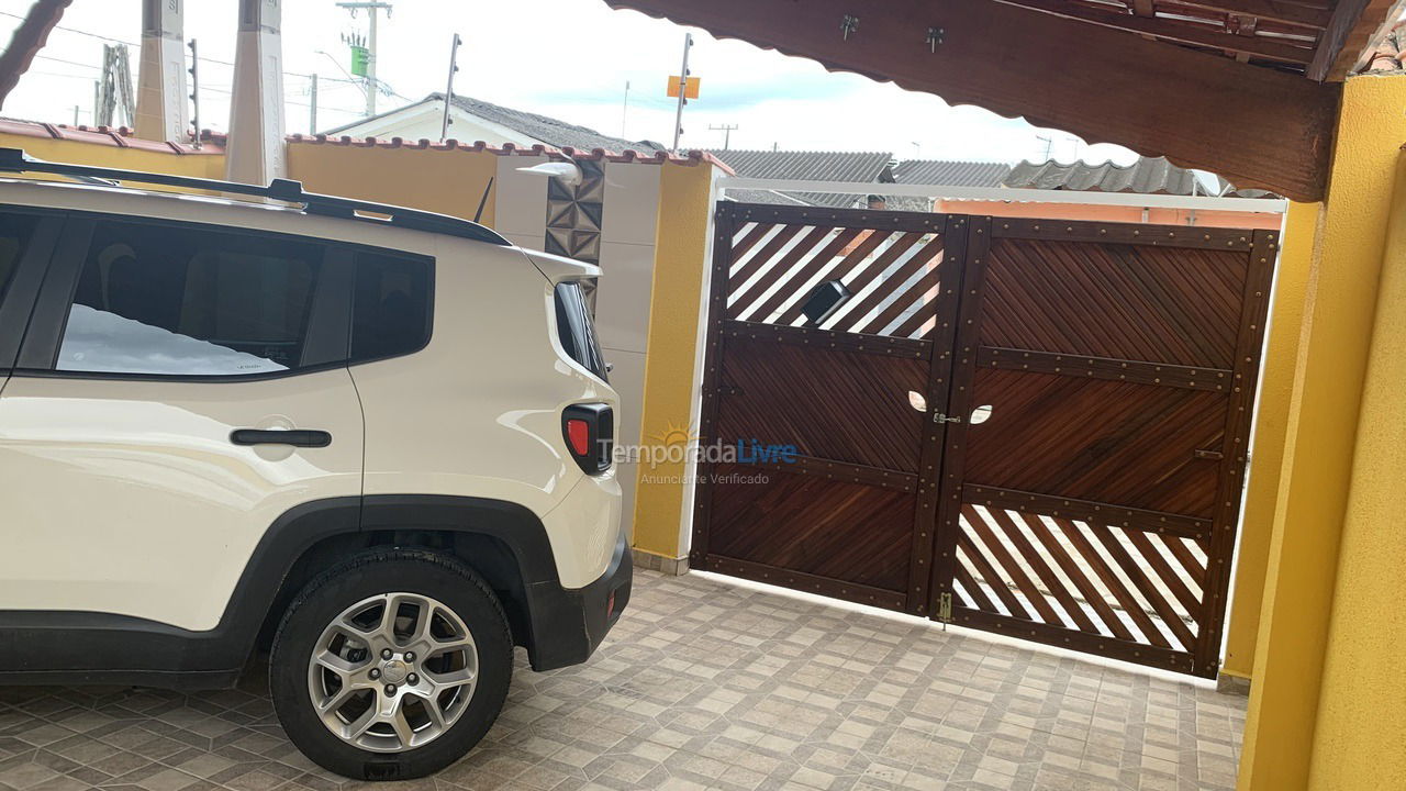 Casa para aluguel de temporada em Mongaguá (Vila Seabra)