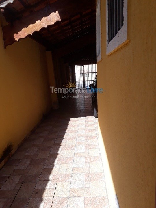 House for vacation rental in Praia Grande (Vila Tupi)
