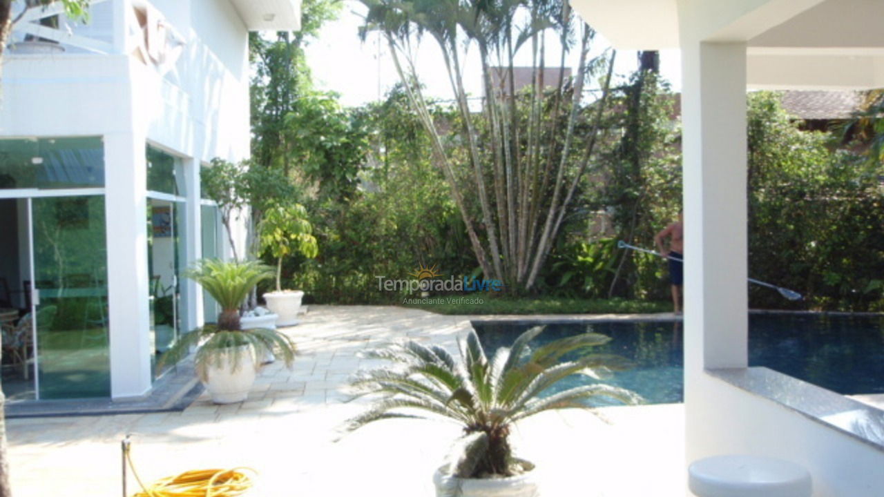 Casa para alquiler de vacaciones em Guarujá (Enseada)