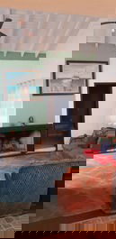 Sala de estar com lareira 