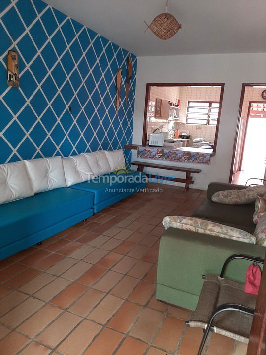House for vacation rental in Caraguatatuba (Praia da Cocanha)