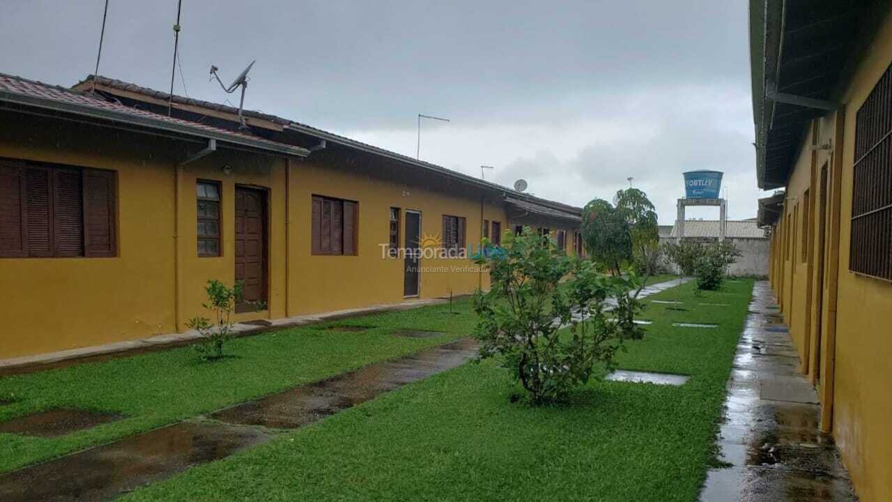Casa para alquiler de vacaciones em Caraguatatuba (Prainha)