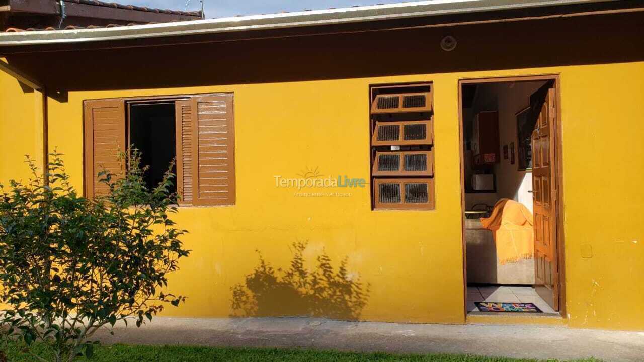 House for vacation rental in Caraguatatuba (Prainha)