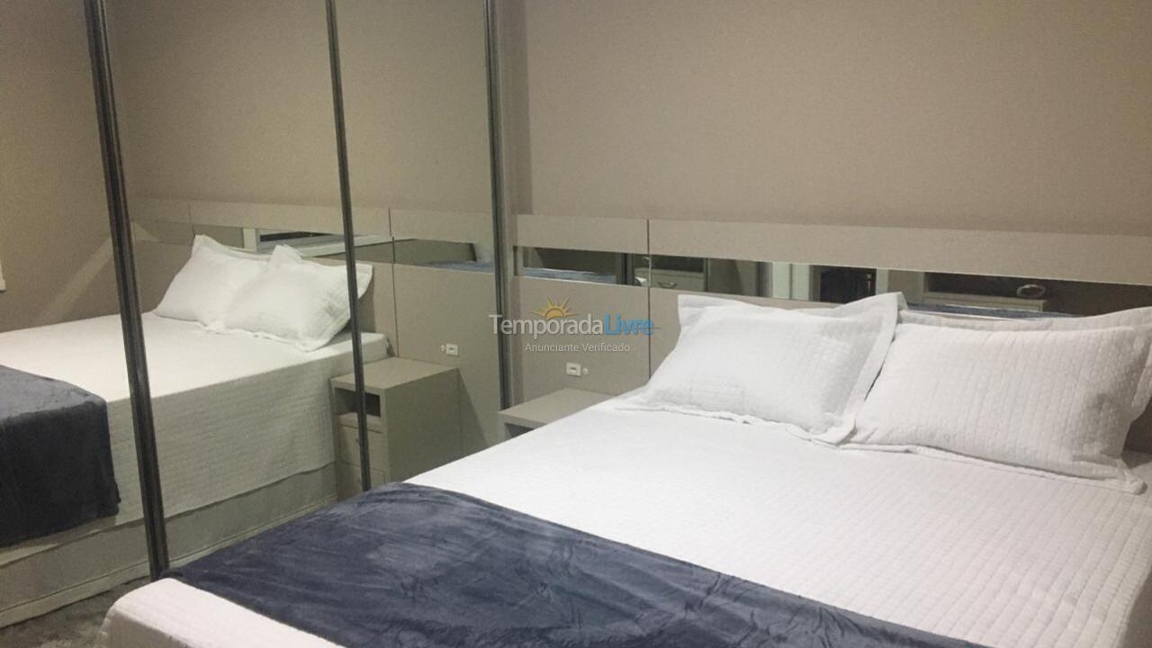 Apartamento para aluguel de temporada em Balneário Camboriú (Barra Sul)