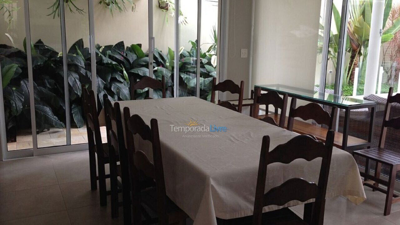 Casa para alquiler de vacaciones em Bertioga (Riviera de São Lourenço)