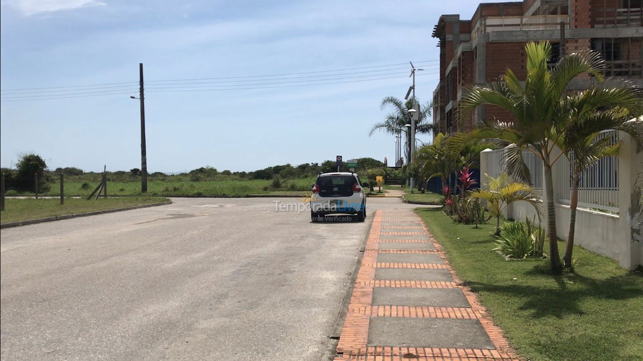 Apartamento para alquiler de vacaciones em Governador Celso Ramos (Praia de Palmas)