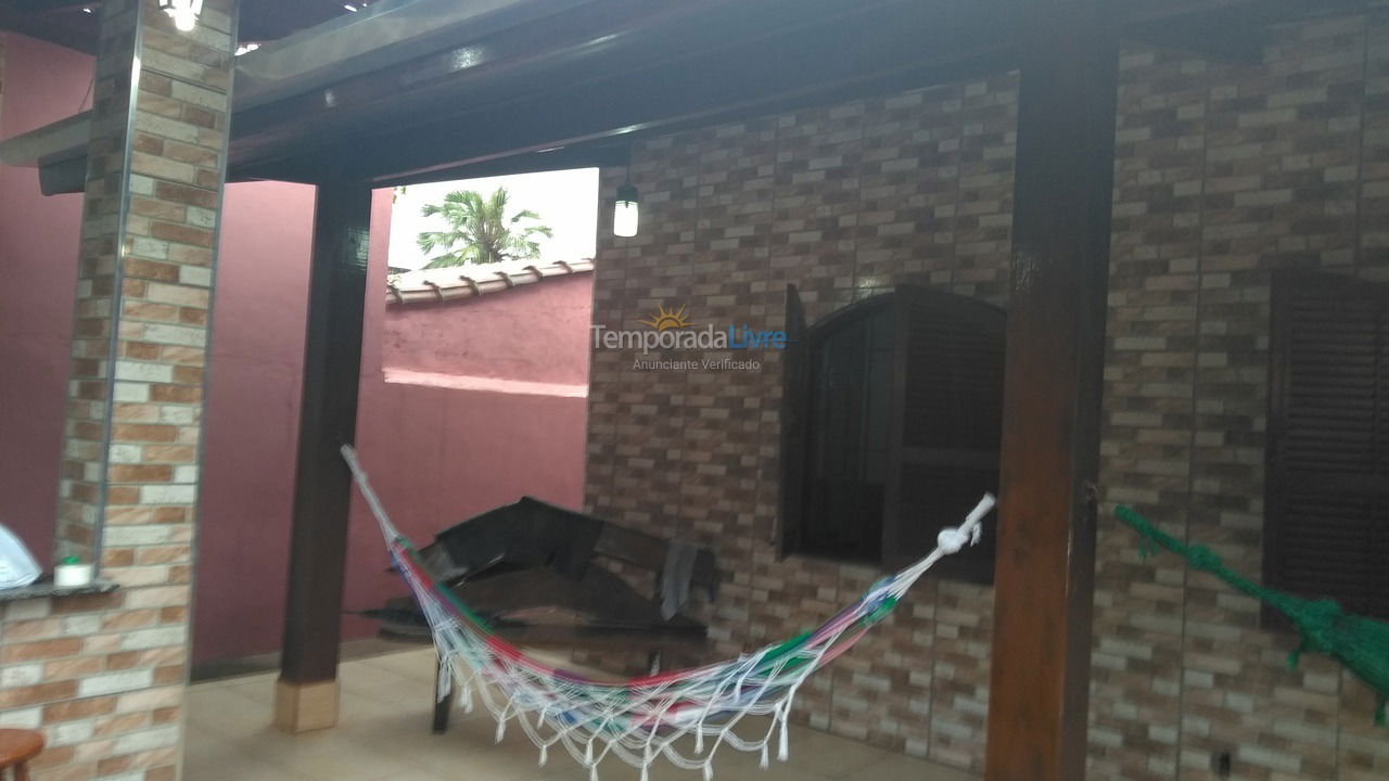 Casa para alquiler de vacaciones em Ubatuba (Praia das Toninhas)